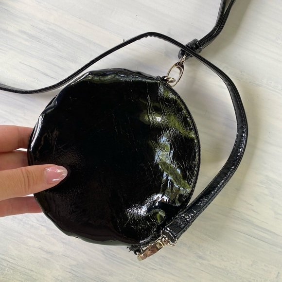 Beautiful black vintage plumeria or rose cross body bag/ wallet - Picture 3 of 7